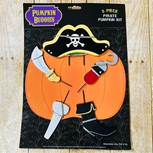 Halloween Pumpkin Buddies 5 Piece Wooden Pirate Pumpkin Decorating Kit